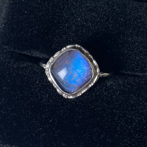 Sterling Silver blue glass ring | Size: 4.7 - Picture 7 of 11